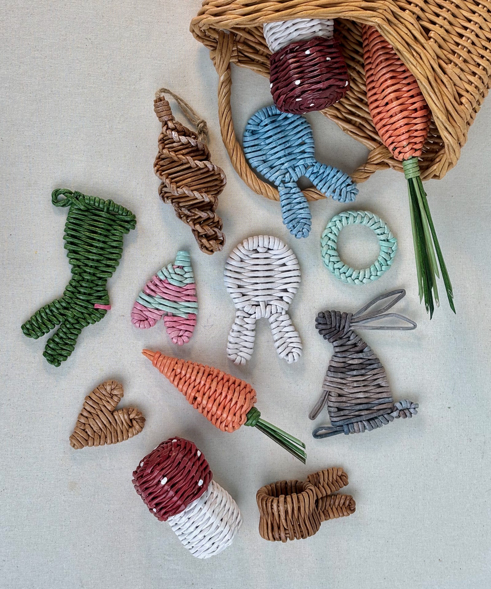 Small woven decorative paper vine rabbits, hearts, carrots, mushrooms