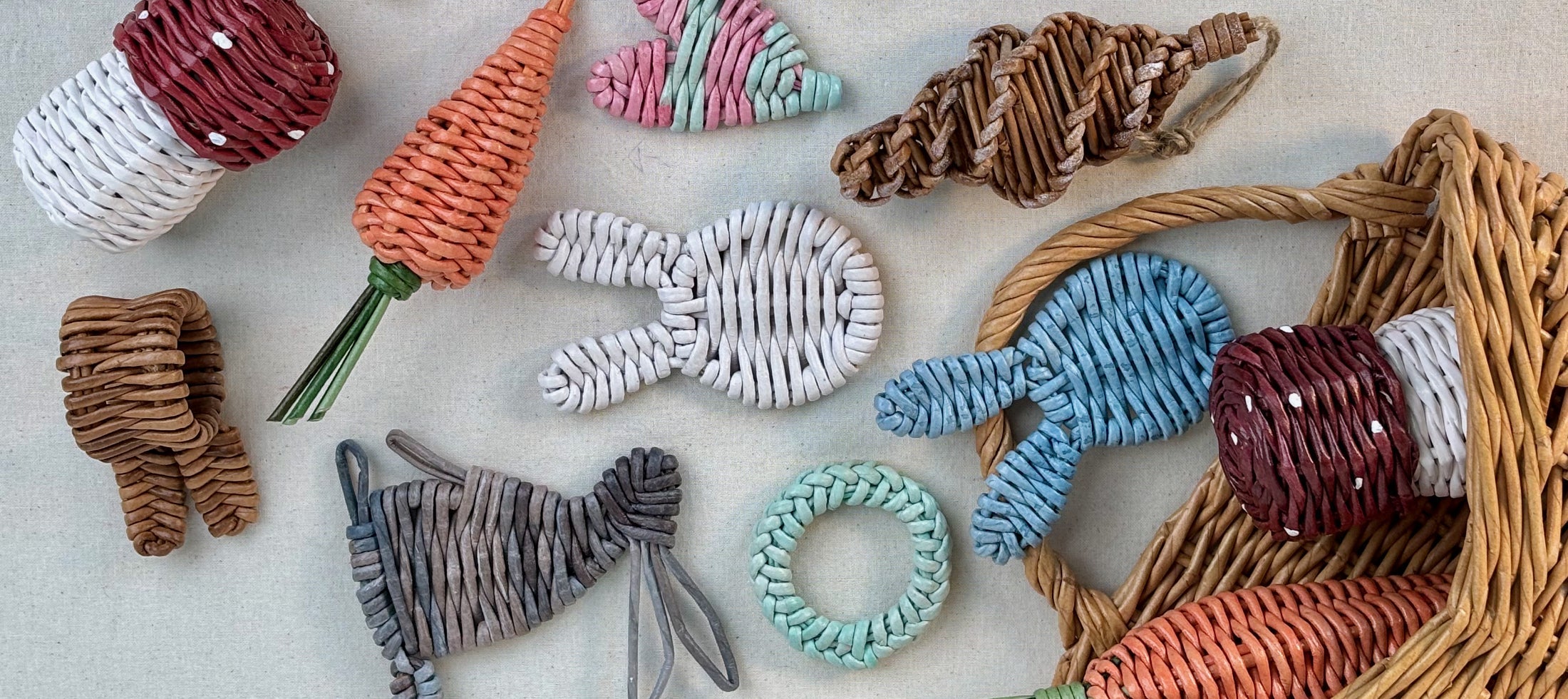 Woven decoration items