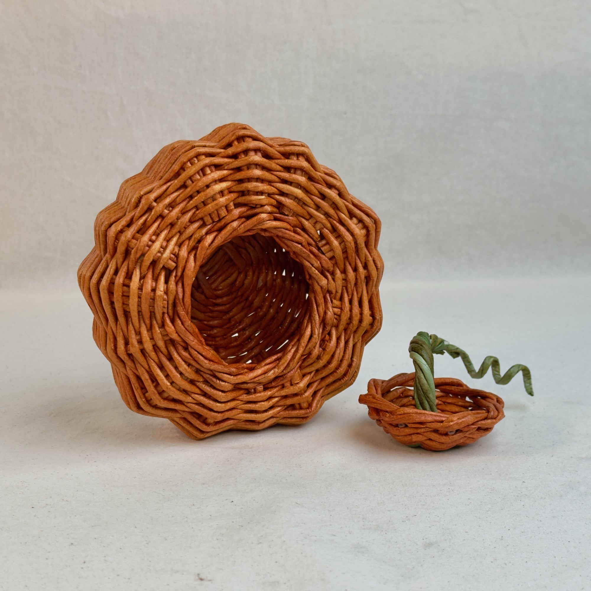 Woven Pumpkin with Lid
